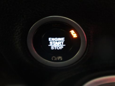 Used 2020 Dodge Challenger SXT w/ Driver Convenience Group image 47