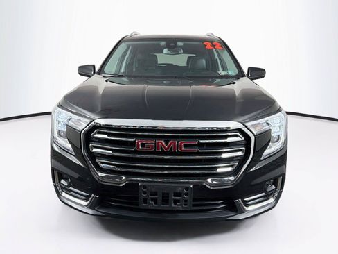 Used 2022 GMC Terrain SLT w/ LPO, Floor Liner Package AWD/4WD image 6