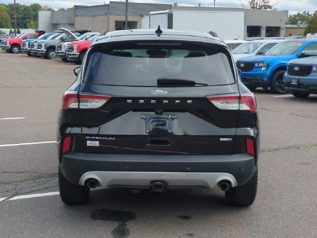 Certified 2020 Ford Escape Titanium AWD/4WD image 4
