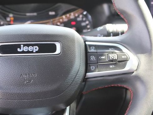 Used 2024 Jeep Compass Trailhawk image 19