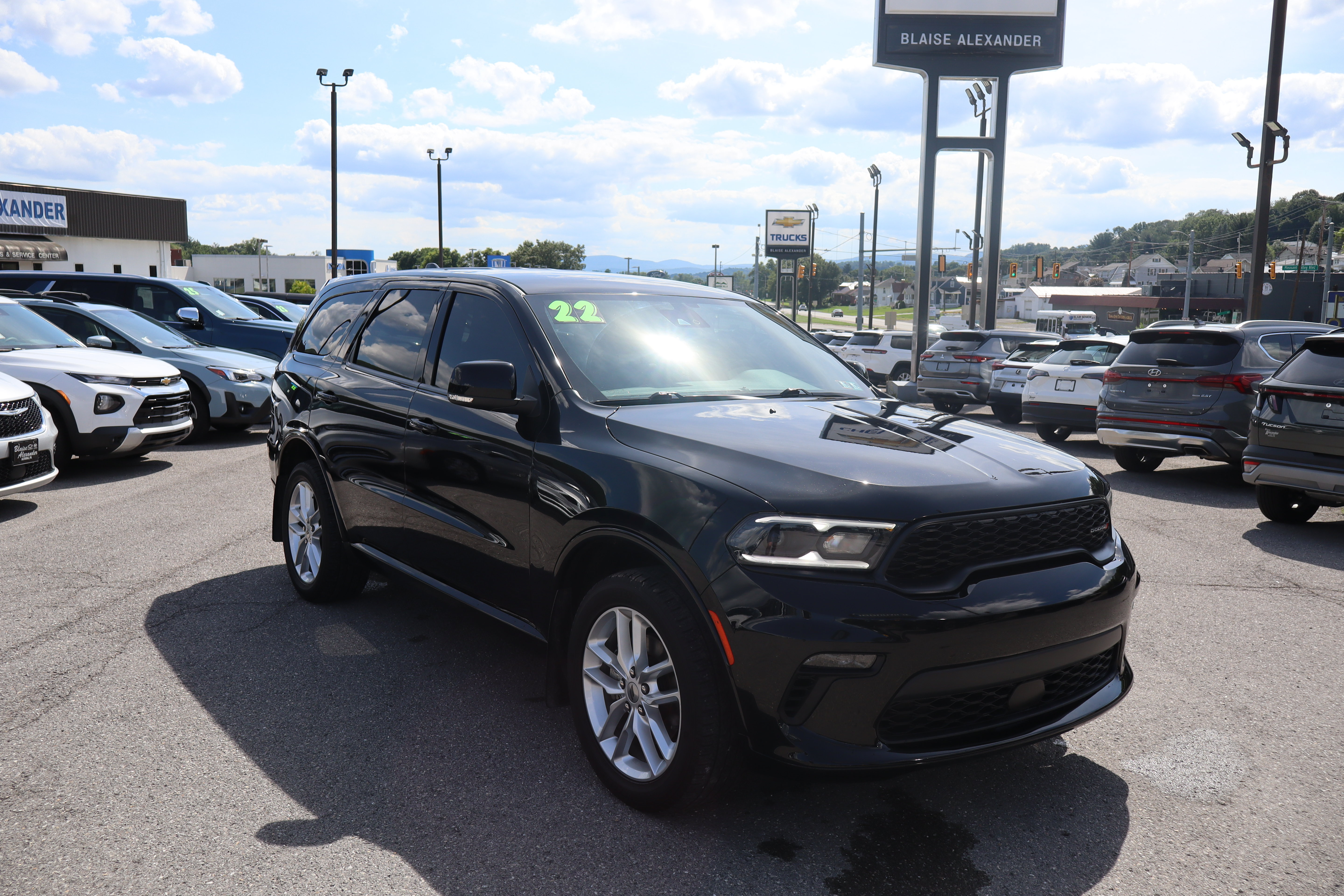 Used 2022 Dodge Durango GT AWD/4WD image 1