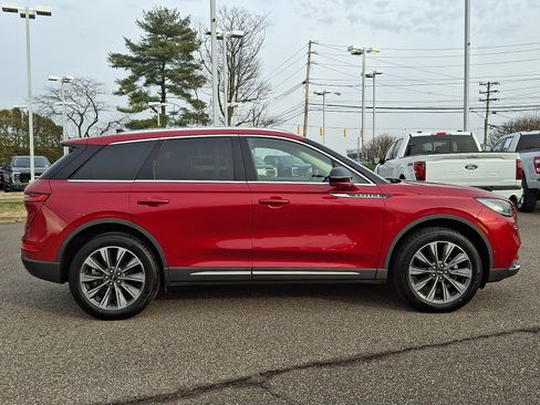 Used 2020 Lincoln Corsair Reserve w/ Equipment Group 201A image 12