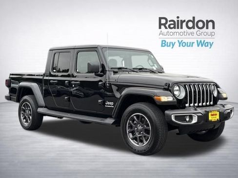 Used 2022 Jeep Gladiator Overland w/ Popular Equipment Package AWD/4WD image 1