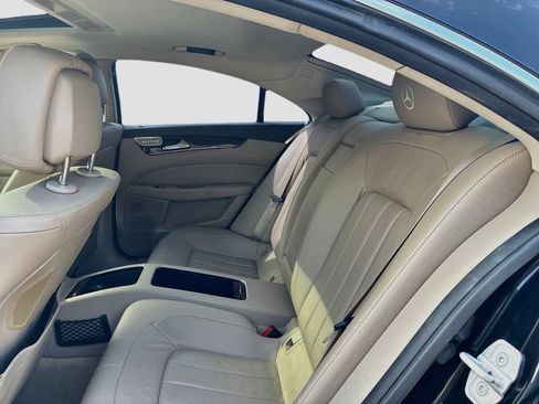 Used 2014 Mercedes-Benz CLS 550 4MATIC image 25