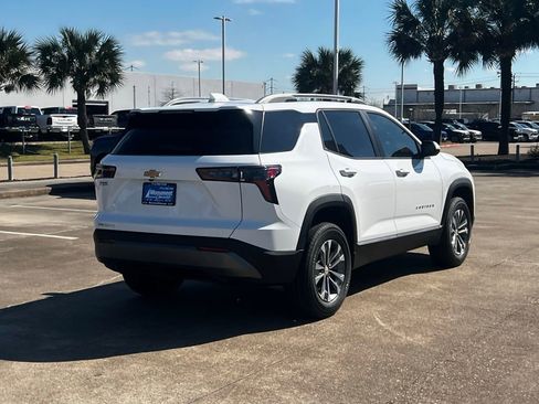 New 2026 Chevrolet Equinox LT image 9