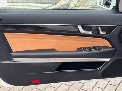 Used 2016 Mercedes-Benz E 400 Cabriolet image 16