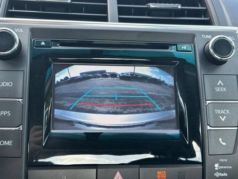 Used 2015 Toyota Camry XLE FWD image 36