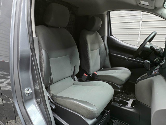 Used 2020 Nissan NV200 S FWD image 18