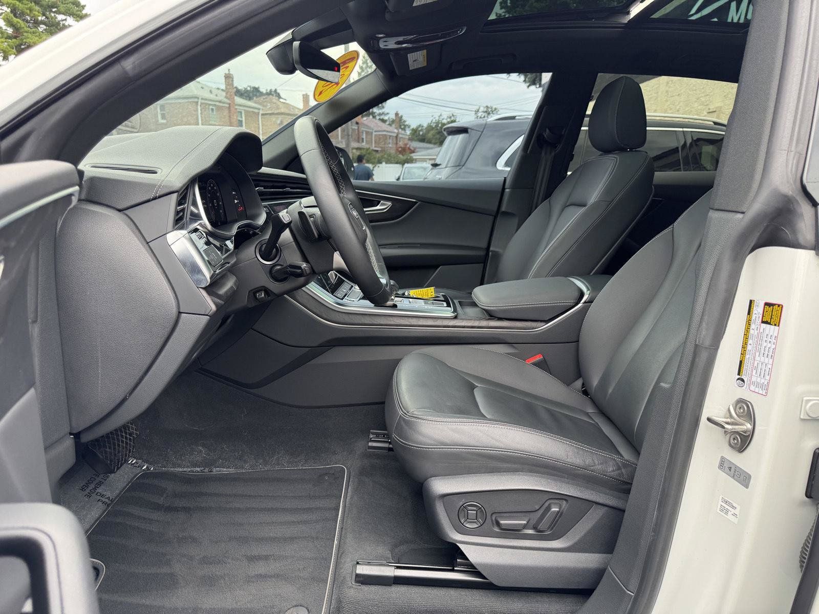Used 2023 Audi Q8 Premium w/ Convenience Package AWD/4WD image 22