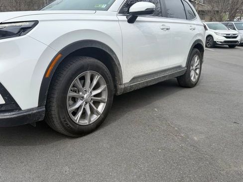 Used 2023 Honda CR-V EX-L image 9