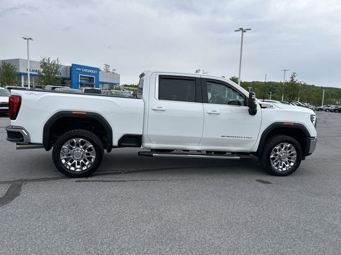 Used 2025 GMC Sierra 2500 SLE w/ SLE Convenience Package AWD/4WD image 8