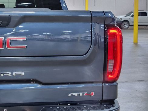 Used 2021 GMC Sierra 1500 AT4 image 22