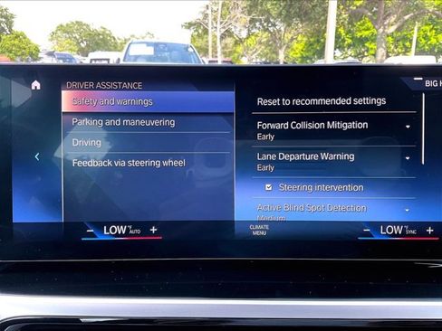Used 2024 BMW 330i Sedan w/ Convenience Package RWD image 24