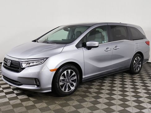 Used 2023 Honda Odyssey EX-L image 8