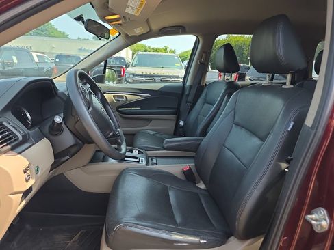 Used 2018 Honda Pilot EX image 22