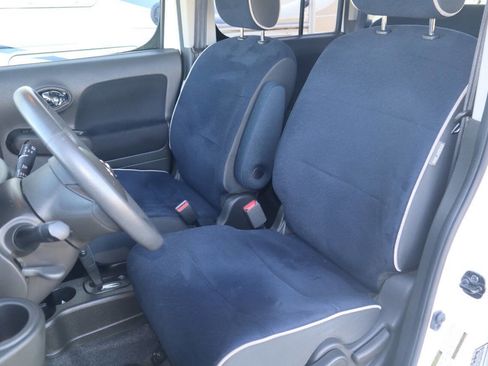 Used 2012 Nissan Cube 1.8 S w/ Indigo Limited Edition Pkg FWD image 3