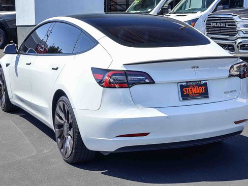 Used 2022 Tesla Model 3 Performance image 21