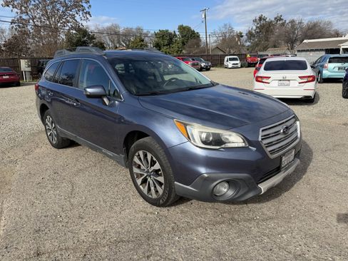 Used 2015 Subaru Outback 2.5i Limited image 5