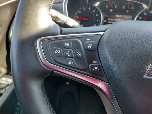 Used 2024 Chevrolet Equinox Premier AWD/4WD image 23