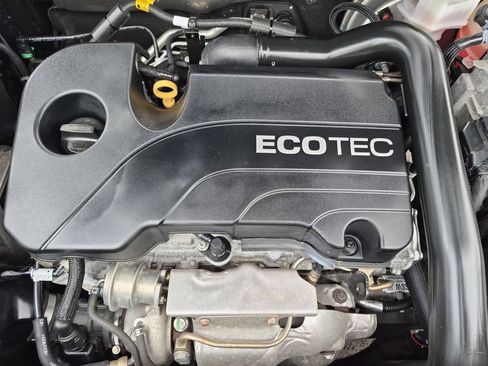 Used 2020 Chevrolet Equinox LT FWD image 22