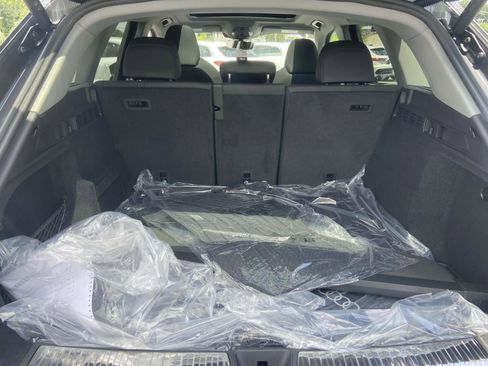 New 2025 Audi Q5 Premium Plus image 12