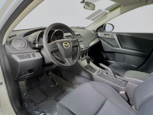 Used 2011 MAZDA MAZDA3 i Touring image 29