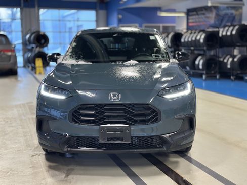 Used 2024 Honda HR-V Sport image 2