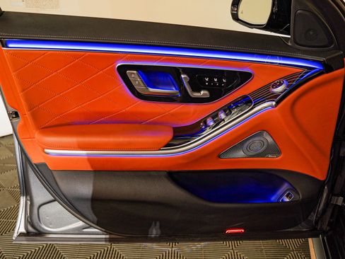 Certified 2023 Mercedes-Benz S 500 4MATIC image 23