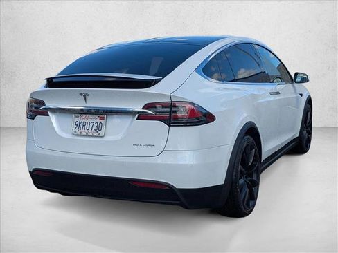 Used 2020 Tesla Model X Long Range image 6