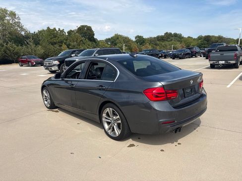 Used 2017 BMW 330i Sedan RWD image 7