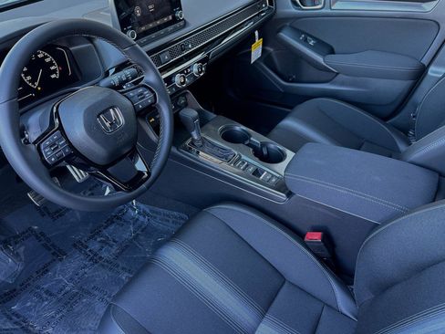 Certified 2025 Honda Civic Sport image 9