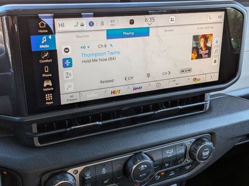 New 2026 Jeep Gladiator Sport image 22