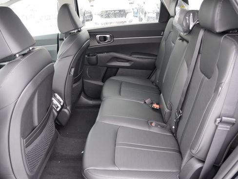 New 2026 Kia Sorento S image 11
