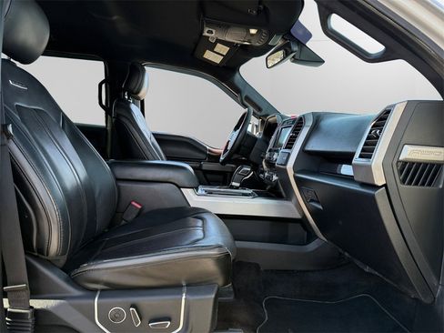 Used 2016 Ford F150 Platinum w/ Equipment Group 701A Luxury image 15