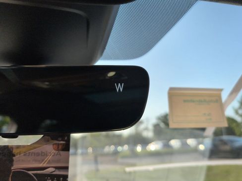 New 2025 Audi Q3 2.0T Premium image 38