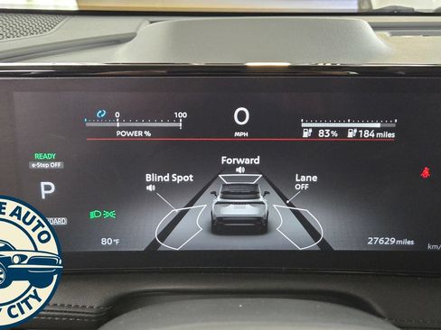 Used 2023 Nissan Ariya AWD image 11