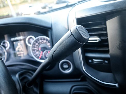 Used 2024 RAM 2500 Big Horn image 25