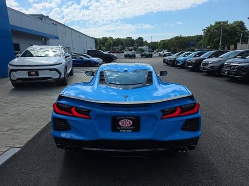 Used 2024 Chevrolet Corvette Stingray Coupe RWD image 3