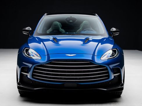 Used 2023 Aston Martin DBX 707 image 6