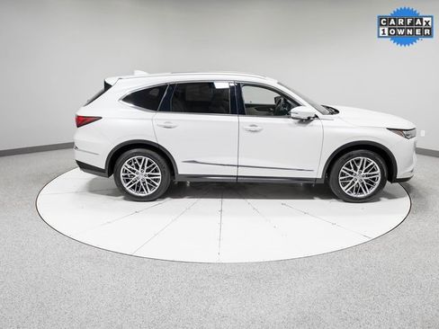 Used 2023 Acura MDX SH-AWD w/ Advance Package image 30