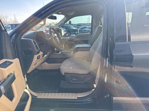 Used 2018 Ford F150 XLT w/ Equipment Group 302A Luxury image 12