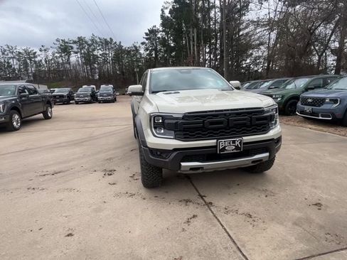 New 2025 Ford Ranger Raptor image 9