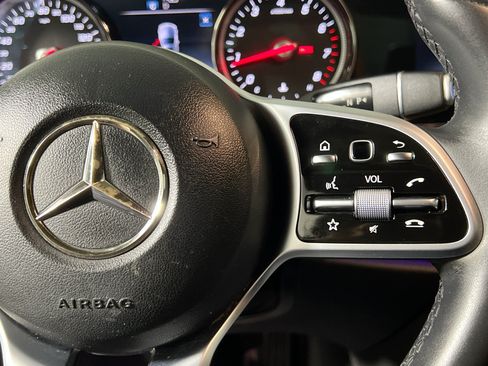 Used 2019 Mercedes-Benz E 300 image 19