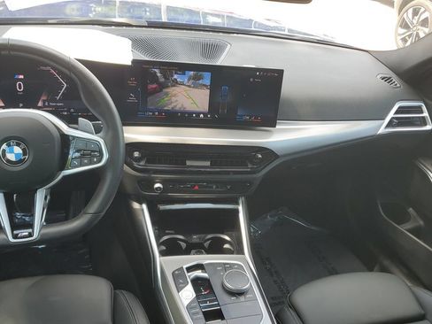 Used 2026 BMW 330i Sedan w/ M Sport Package RWD image 21