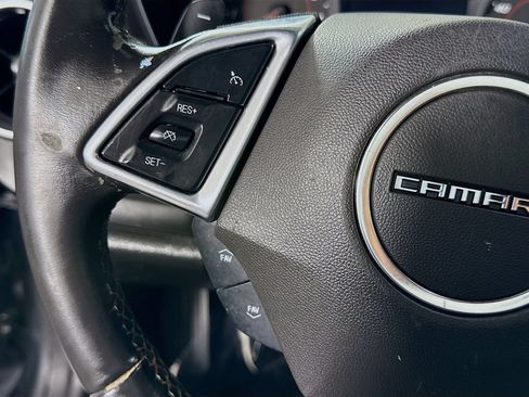 Used 2020 Chevrolet Camaro LT RWD image 10