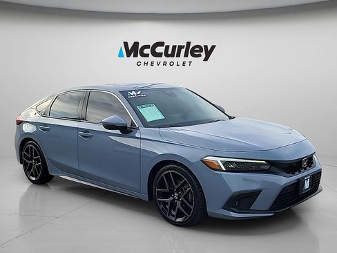 Used 2022 Honda Civic Sport Touring image 1