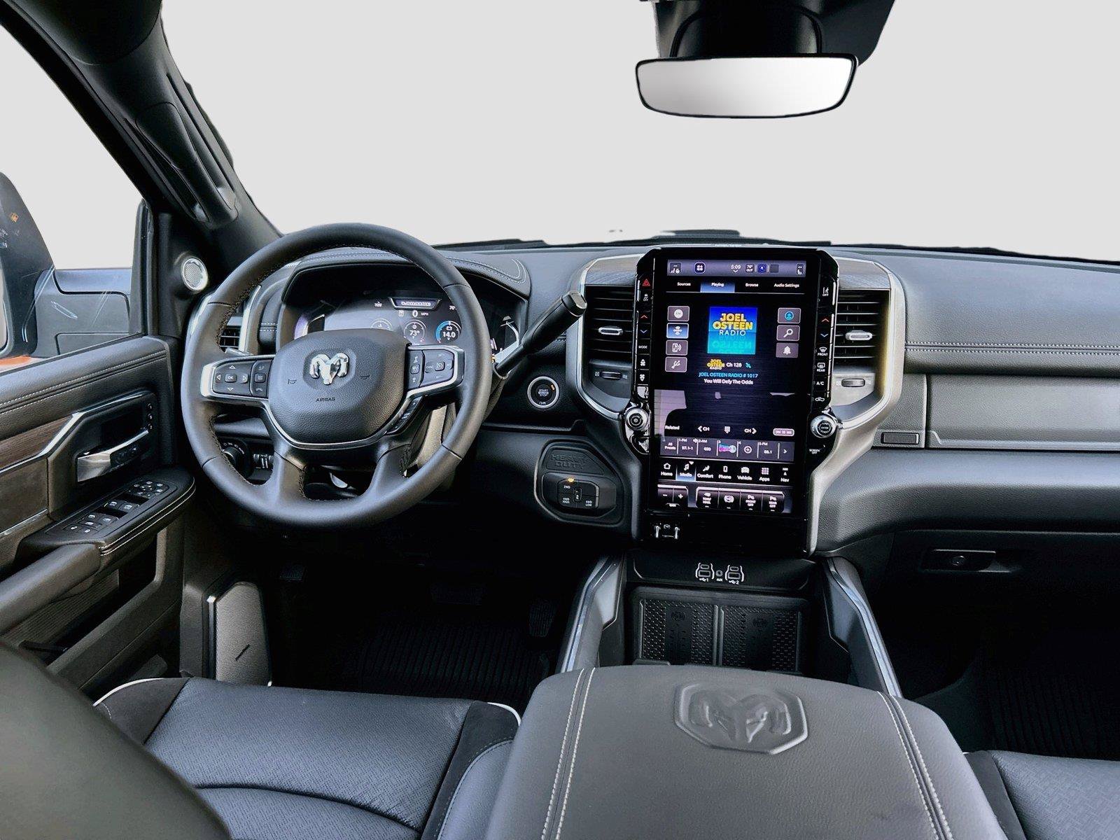 New 2027 RAM 2500 Laramie AWD/4WD image 17