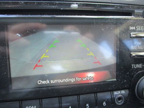 Used 2015 Nissan Rogue S w/ Convenience Package AWD/4WD image 29