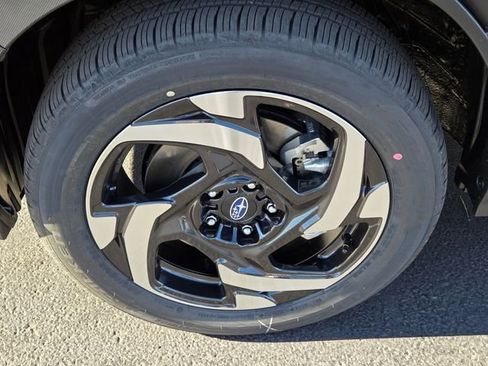 New 2026 Subaru Crosstrek 2.5i Limited w/ Crosstrek Mirror Package image 5