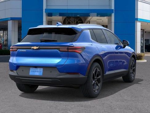 New 2026 Chevrolet Equinox EV LT image 4